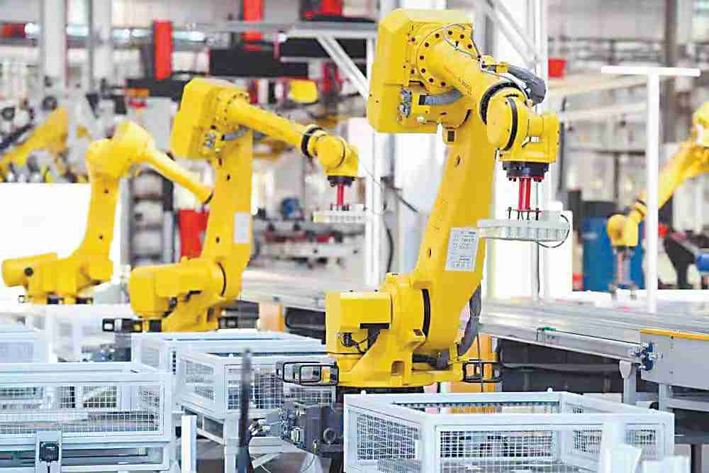 從一線工廠到全球服務網絡 中國工程機械的翻身與工程技術服務新生態(tài)